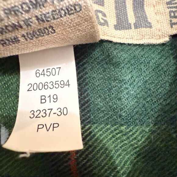 Duluth Trading Shirt Mens Large Green Free Swingin Flannel Trim Fit Large - Picture 6 of 12